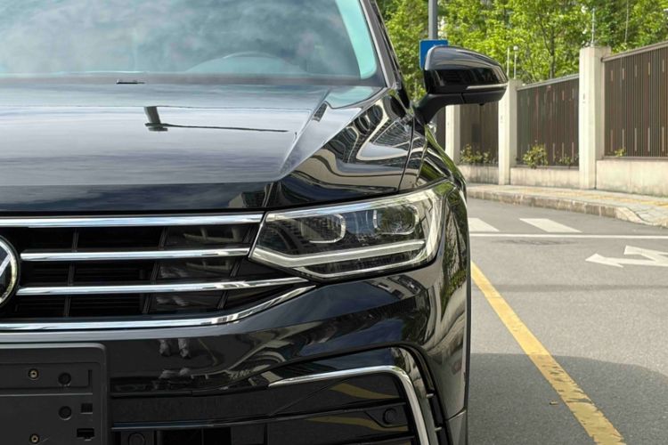 Used Volkswagen Tiguan L 2024 Outstanding Model 330TSI Automatic Two-Wheel Drive R-Line Dragon Glory Edition Exterior 5