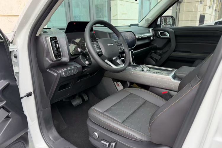 Used Haval DARGO 2024 1.5T DCT Border Collie Edition Interior 2