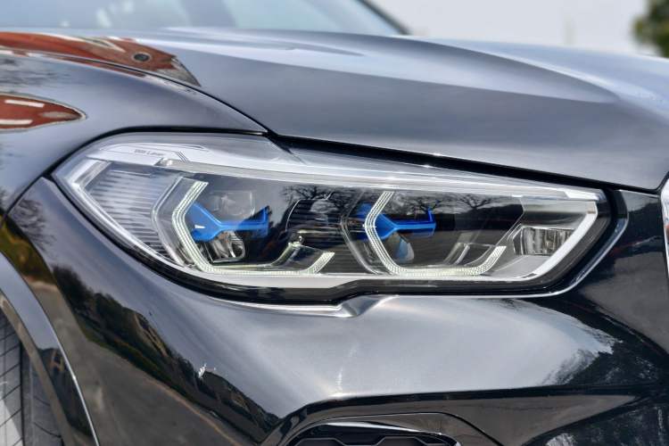 Used BMW X5 2022 Restyled xDrive 40Li M Sport Package Exterior 8