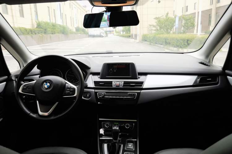 Used BMW 2 Series Active Tourer 2016 218i Fashion Model