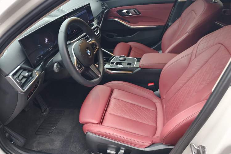 Used BMW 3 Series 2023 320Li M Sport Package Interior 3