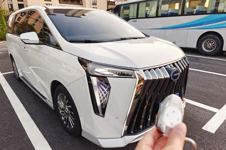 Used GAC Trumpchi M8 2023 Zongshi Series Dual-Motor Supreme Edition