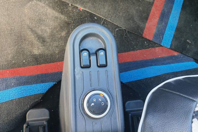 Used Wuling Hongguang MINIEV 2022 Macaron Premium Model – Lithium Ternary Battery