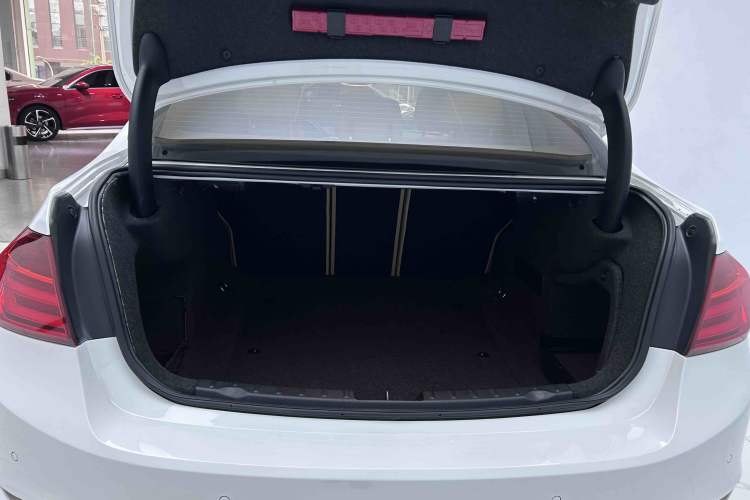 Used BMW 3 Series 2015 320i Fashion Model
