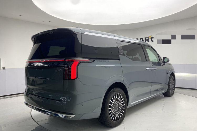 Used Zeekr 009 2024 7-Seater Walk-Through Version Four-Wheel Drive 108 kWh
