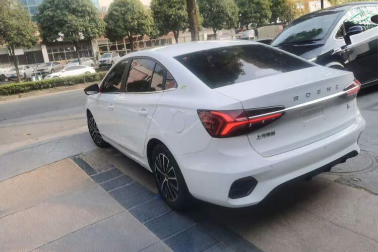 Used Roewe i5 2021 Revised 1.5L CVT Starry Edition Exterior 6