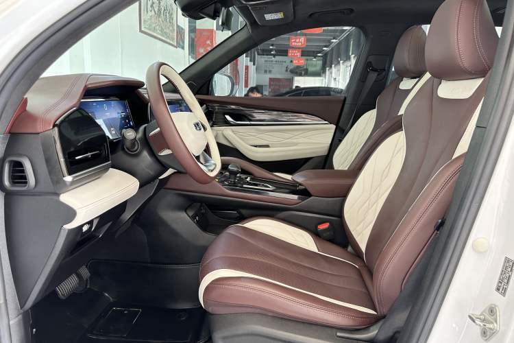 Used Geely Auto Monjaro L 2021 2.0TD DCT EVO Two-Wheel Drive Prestige Version
