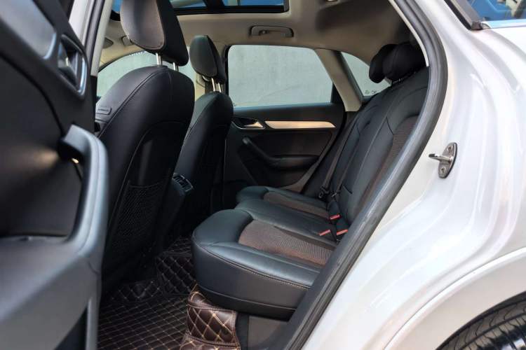 Used Audi Q3 2018 30th Anniversary Edition 30 TFSI Fashion Model Interior 6