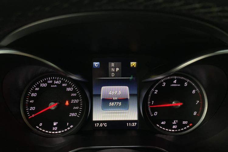 Used Mercedes-Benz GLC 2019 GLC 260 L 4MATIC Dynamic Model Instrument Cluster