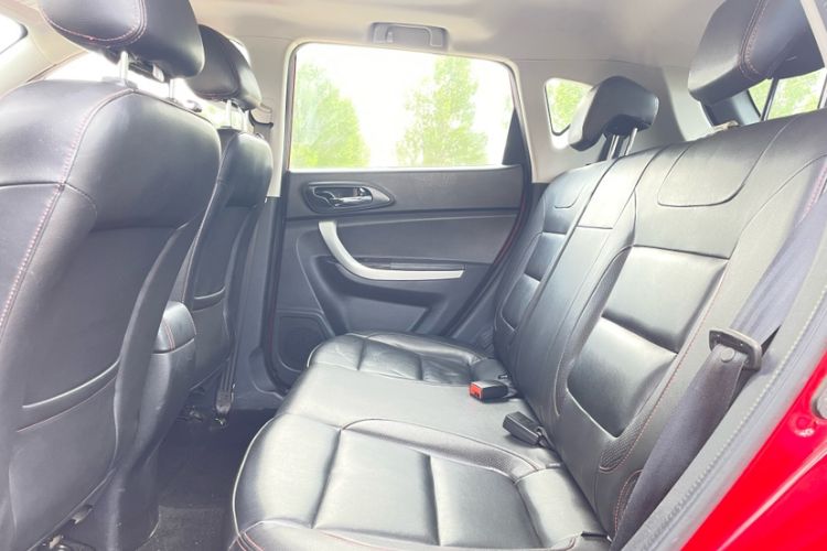 Used Changan CS35 2014 1.6L Automatic Luxury Model China IV Standard