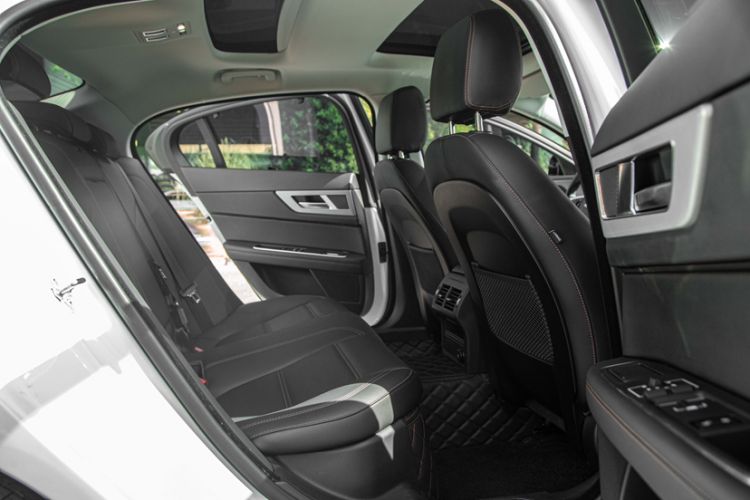 Used Jaguar XEL 2019 2.0T 200 PS Deluxe Edition