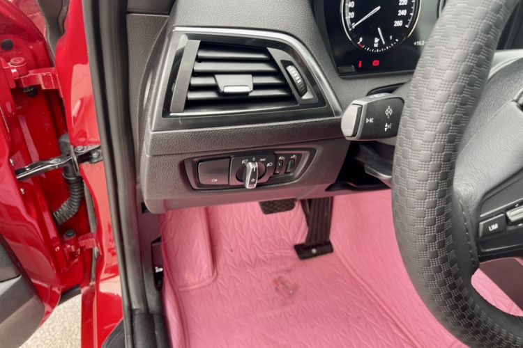 Used BMW 2 Series 2018 220i Convertible Coupe Sports Design Package Interior 6