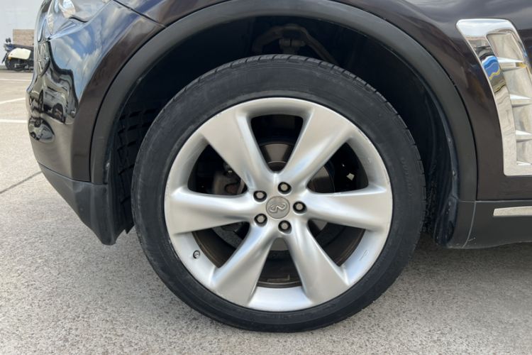 Used Infiniti QX70 2013 3.7L Standard Edition