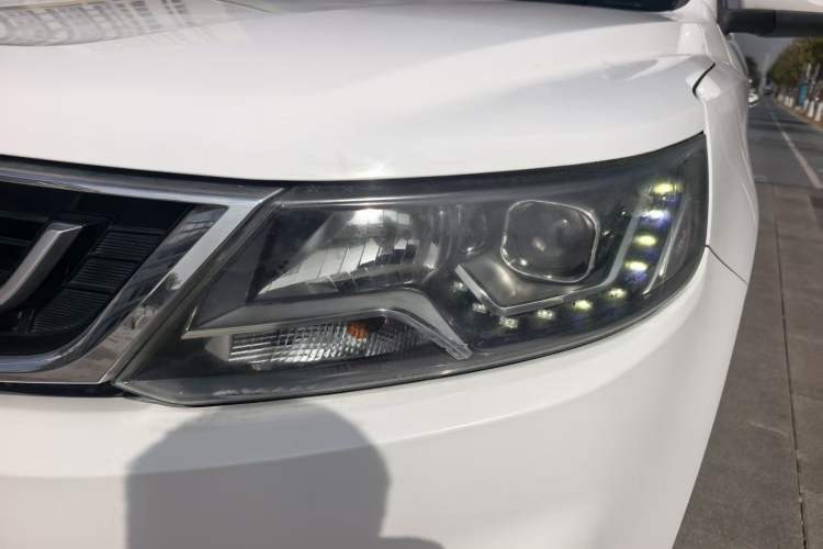 Used Geely Auto Vision X6 2016 1.8L Manual Luxury Model