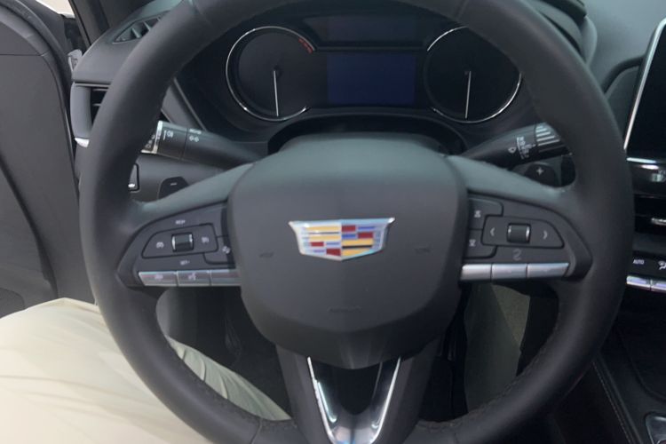 Used Cadillac CT4 2023 25T Luxury Model Steering Wheel