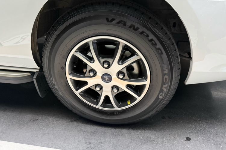 Used Ford Transit 2023 2.0T Diesel Manual Commercial & Travel Short Wheelbase Low-Roof 7/8/9-Seater
