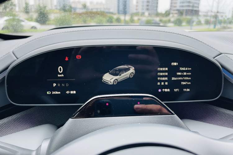 Used Zeekr 001 2025 YOU Edition 100 kWh All-Wheel Drive
