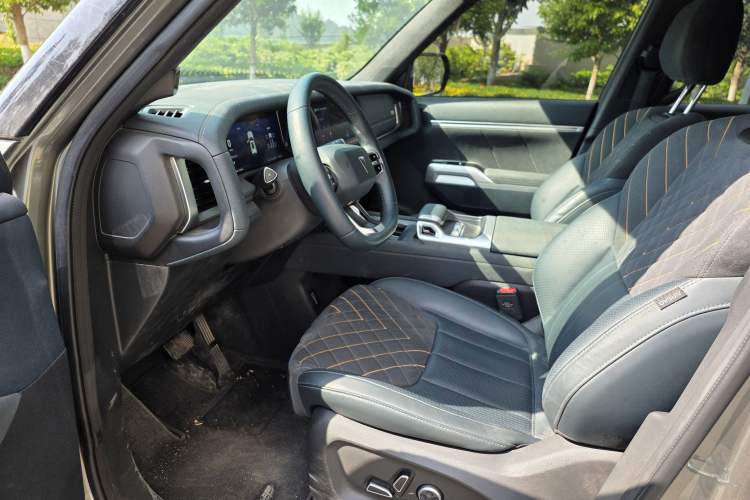 Used Deepal G318 2024 Four-Wheel-Drive Air Suspension Model