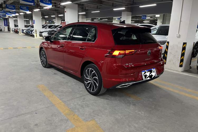 Used Volkswagen Golf 2021 200TSI DSG Pro Exterior 3