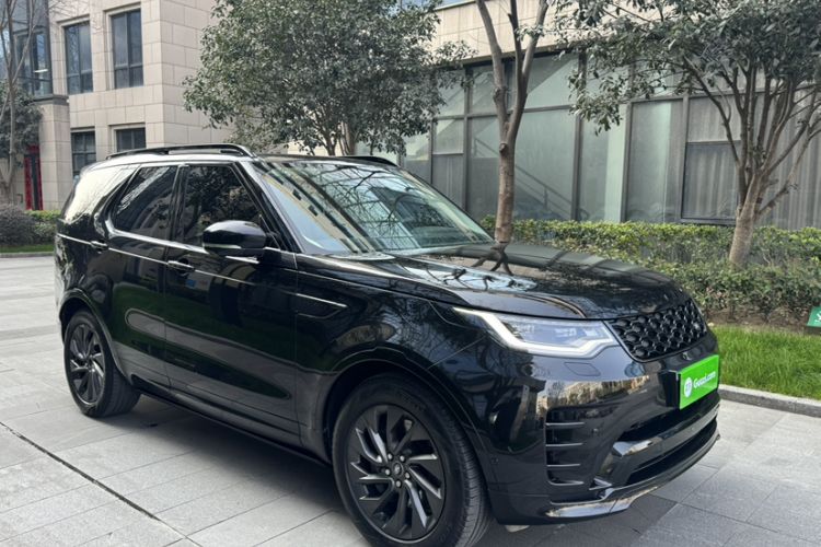 Used Land Rover Discovery 2023 Revised Version 360 PS R-Dynamic S