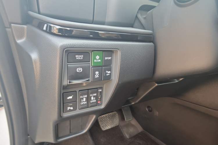 Used Honda Elysion 2024 2.0L eHEV Luxury Edition