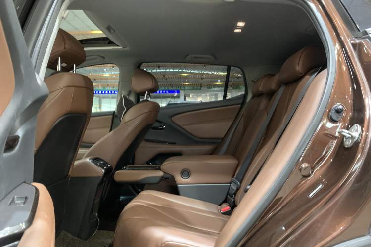 Used Acura CDX 2016 1.5T Two-Wheel Drive Deluxe Edition