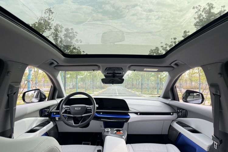 Used Cadillac OPTIQ 2024 Standard Range Version
