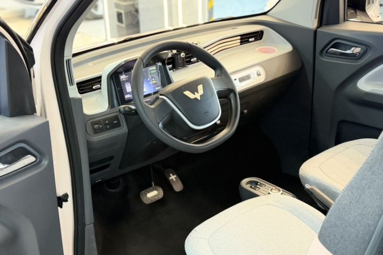 Used Wuling Hongguang MINIEV 2021 Macaron Premium Model – Lithium Iron Phosphate