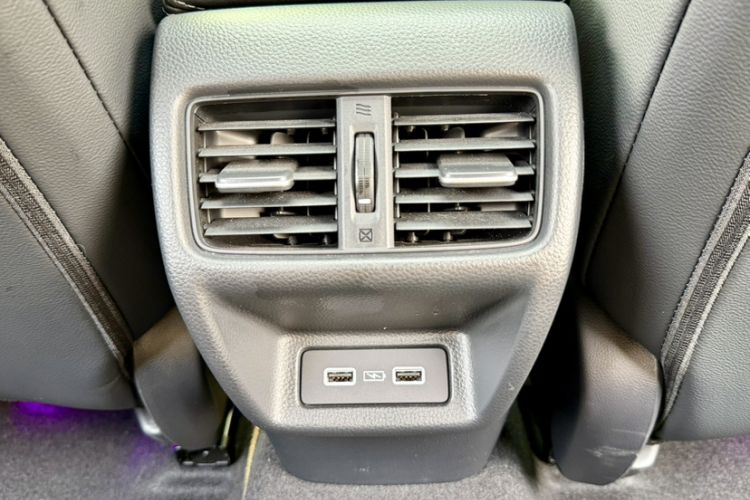 Used Honda Civic 2023 HATCHBACK 2.0L eHEV Extreme Control Edition Interior 11