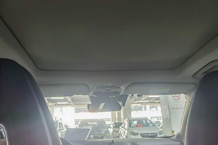 Used Lynk & Co 01 2017 2.0T Two-Wheel Drive Zhaopu Version