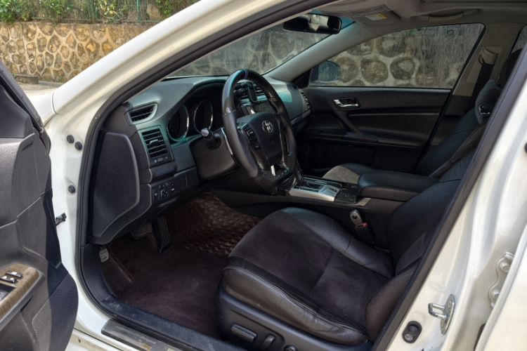 Used Toyota Reiz 2013 2.5V Shangrui Edition
