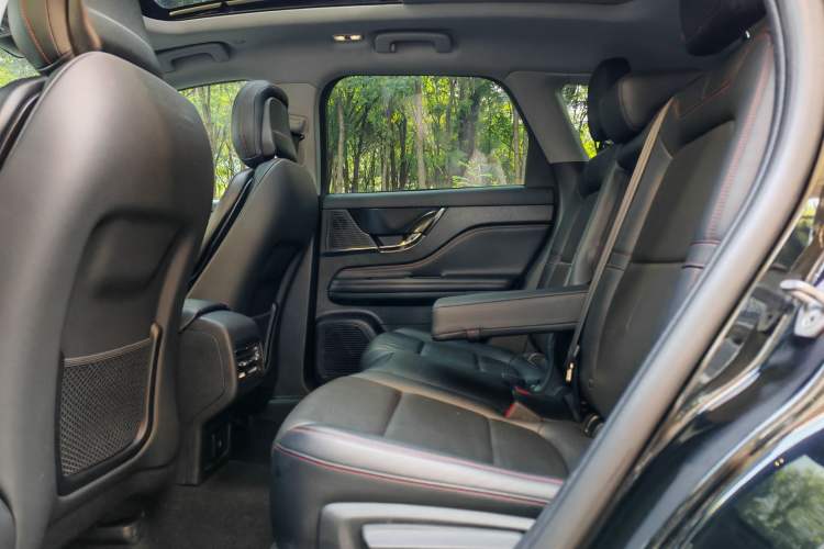 Used Lincoln Corsair 2020 2.0T Two-Wheel-Drive Black Knight Limited Edition