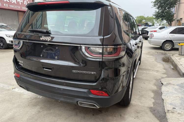 Used Jeep Commander 2018 2.0T Two-Wheel Drive Enjoyment Version China VI Emission Standard