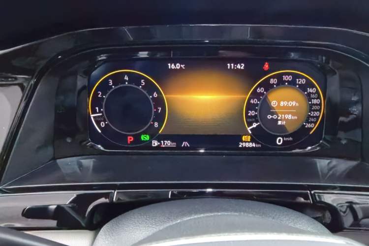 Used Volkswagen Teramont 2023 380TSI Four-Wheel Drive Prestige Luxury Edition Odometer Close Up