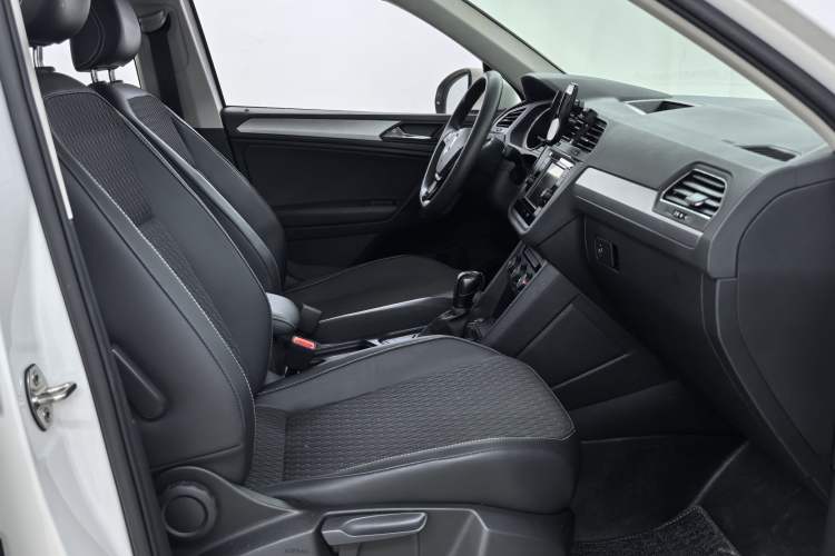 Used Volkswagen Tiguan L 2021 280TSI Automatic Two-Wheel Drive Comfort Edition – Low-Trim Version