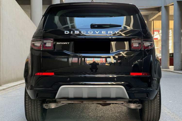 Used Land Rover Discovery Sport 2024 Performance Tech Edition Exterior 5