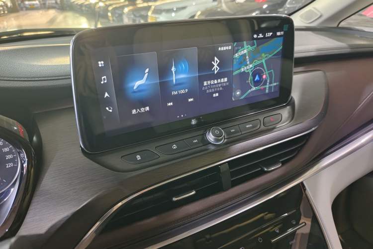 Used Buick GL8 2021 Land Cruiser Executive Class 652T Luxury Model
