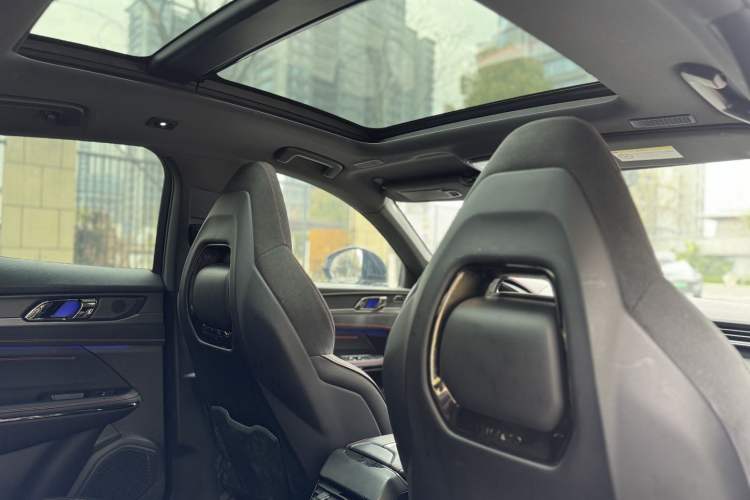 Used Lynk & Co 05 2020 2.0TD Four-Wheel Drive HypeHalo
