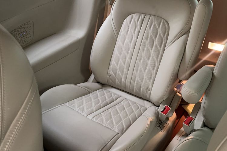 Used Buick GL8 2020 Avenir Avia Six-Seat Deluxe Edition
