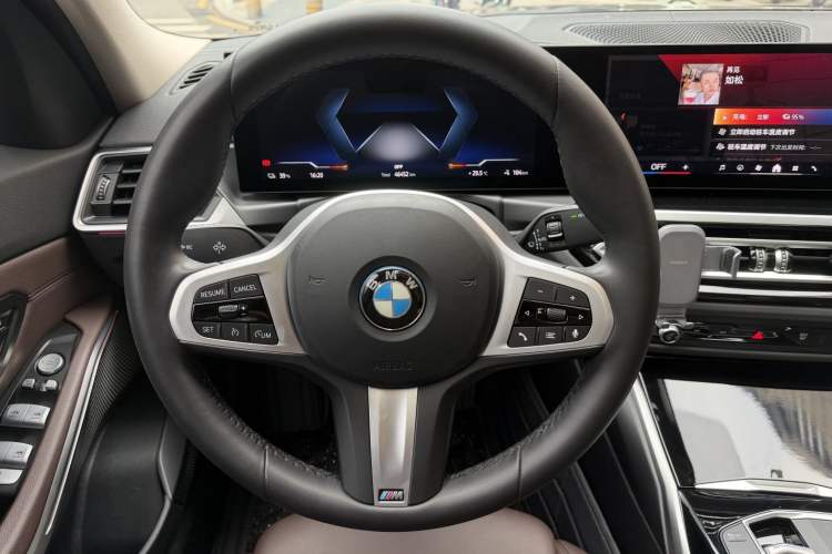 Used BMW i3 2022 eDrive 35 L Interior 2