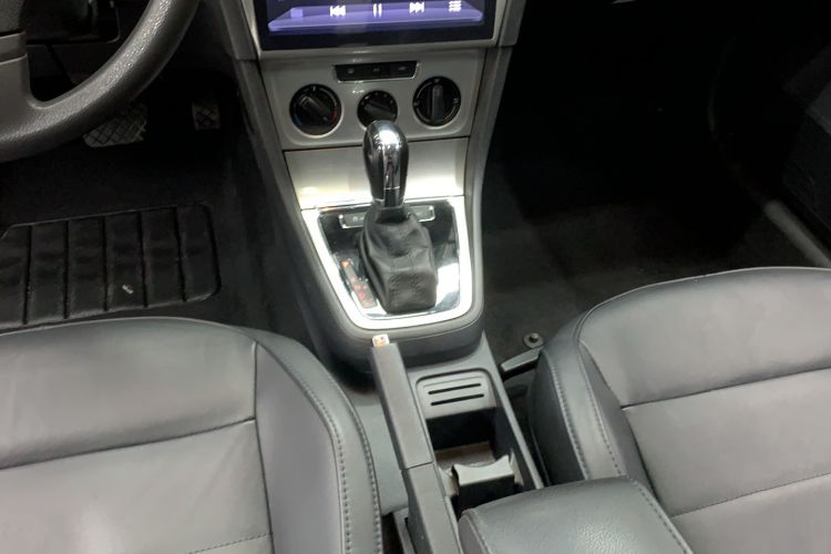 Used Volkswagen Gran Lavida 2013 1.6L Automatic Comfort Model