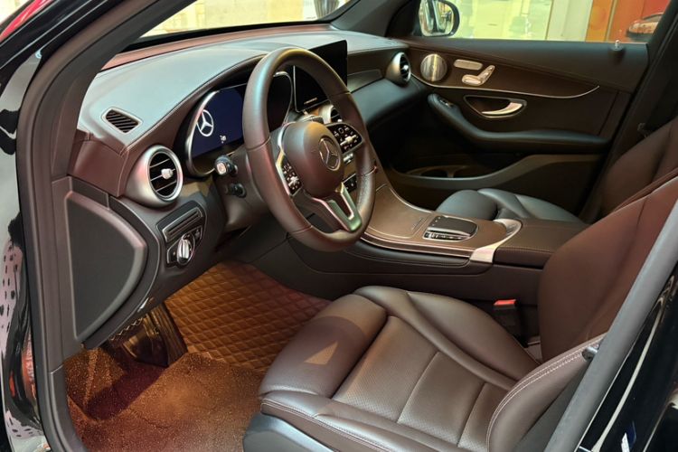 Used Mercedes-Benz GLC 2022 Refreshed GLC 300 L 4MATIC Dynamic Edition
