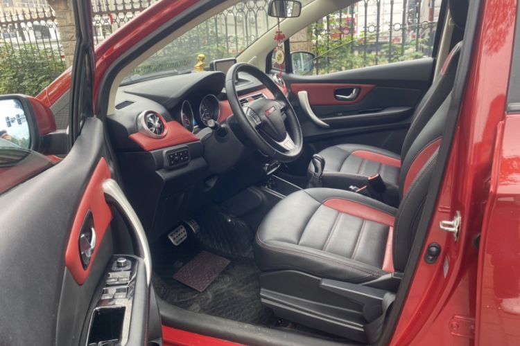 Used Haval H1 2015 1.5L AMT Luxury Model
