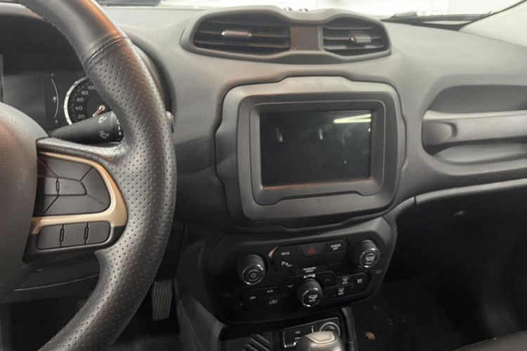 Used Jeep Renegade 2018 Connected Large Screen Version 180T Automatic Kinetic Edition+