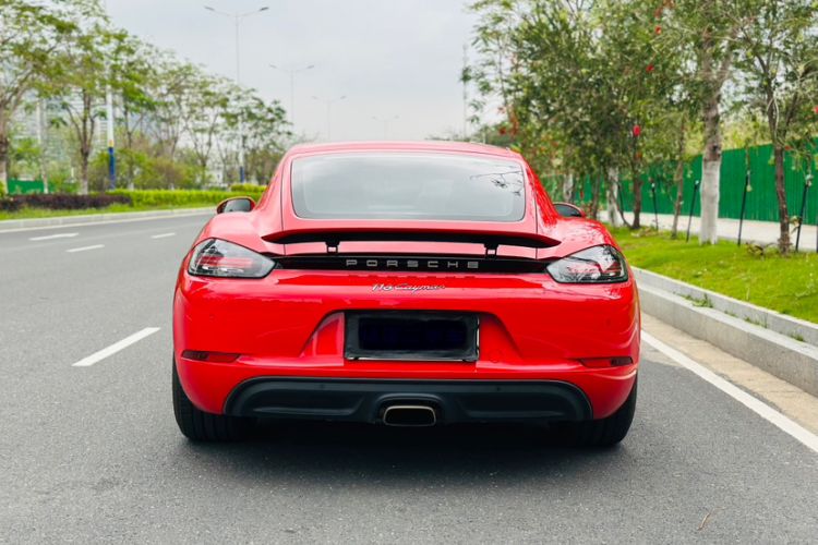 Used Porsche 718 2018 Cayman 2.0T
