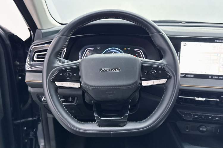 Used Oshan X7 PLUS 2023 Enjoy Edition 1.5T Automatic Prestige Model