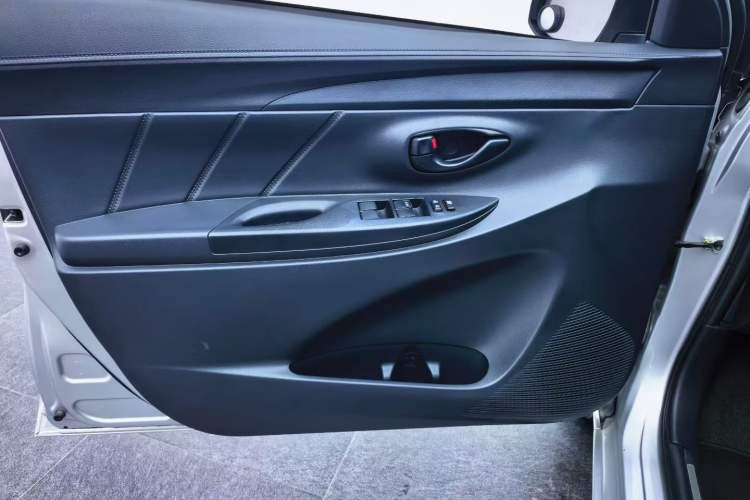 Used Toyota YARiS L  Zhi Xiang 2017 1.5E CVT Dynamic Edition
