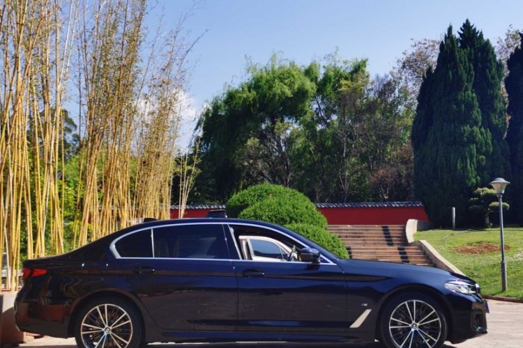 Used BMW 5 Series 2022 Restyled 530Li Leading Edition M Sport Package
