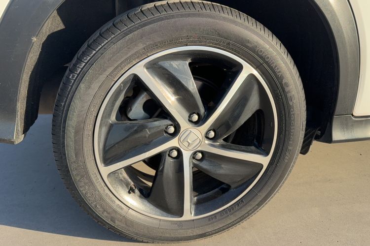 Used Honda Vezel 2020 1.5L CVT Pioneer Edition