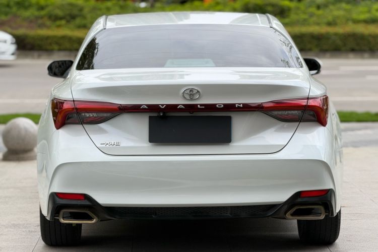 Used Toyota Avalon 2019 2.0L Luxury Edition China VI Standard
